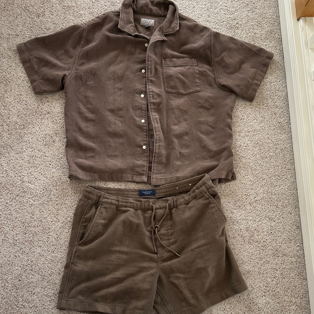 American Eagle Men’sCozy Brown Short Sleeve Button Shirt & Drawstring Shorts Set
